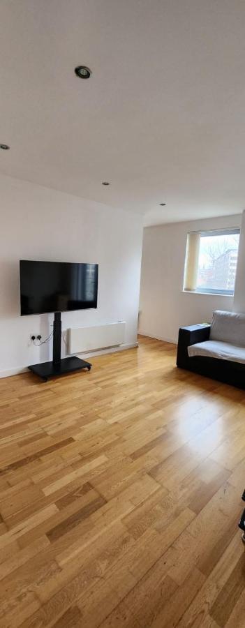 Shared Apartment - Walking From Leeds City Center 外观 照片